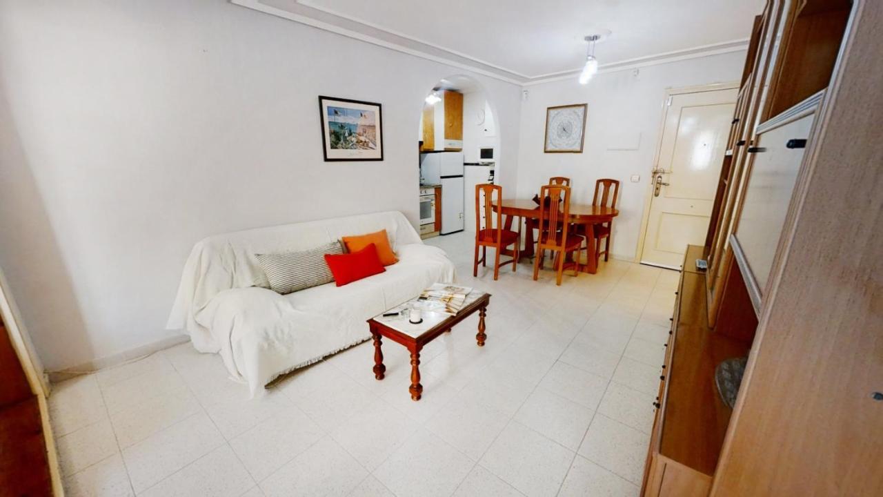 Cozy 2 Bed Apartment Playa De Los Locos Torrevieja Exterior foto